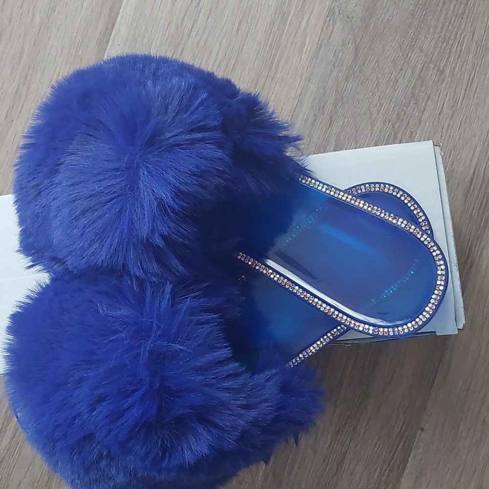 Fluffy slippers